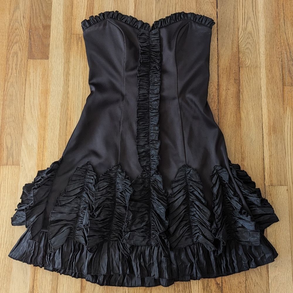 Vintage Niki by Niki Livas Black ruffle trumpet cocktail dress LBD Y2K